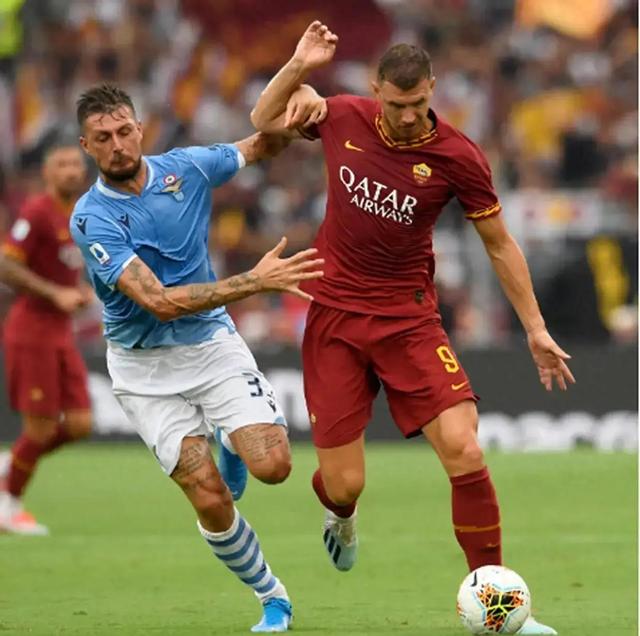 关于意大利杯转会期走向成谜;巴塞罗那豪取连胜;态度坚定;轮换策略成焦点的信息 关于意大利杯转会期走向成谜;巴塞罗那豪取连胜;态度坚定;轮换策略成焦点的信息